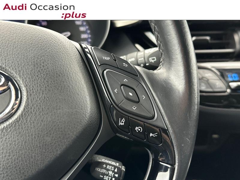 Voitures occasions TOYOTA C-HR Graphic Vélizy-Villacoublay