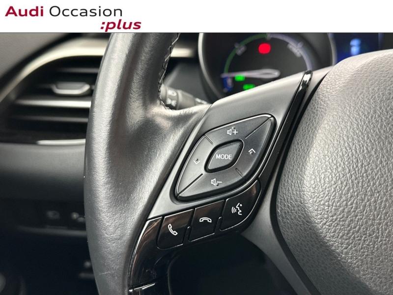 Voitures occasions TOYOTA C-HR Graphic Vélizy-Villacoublay