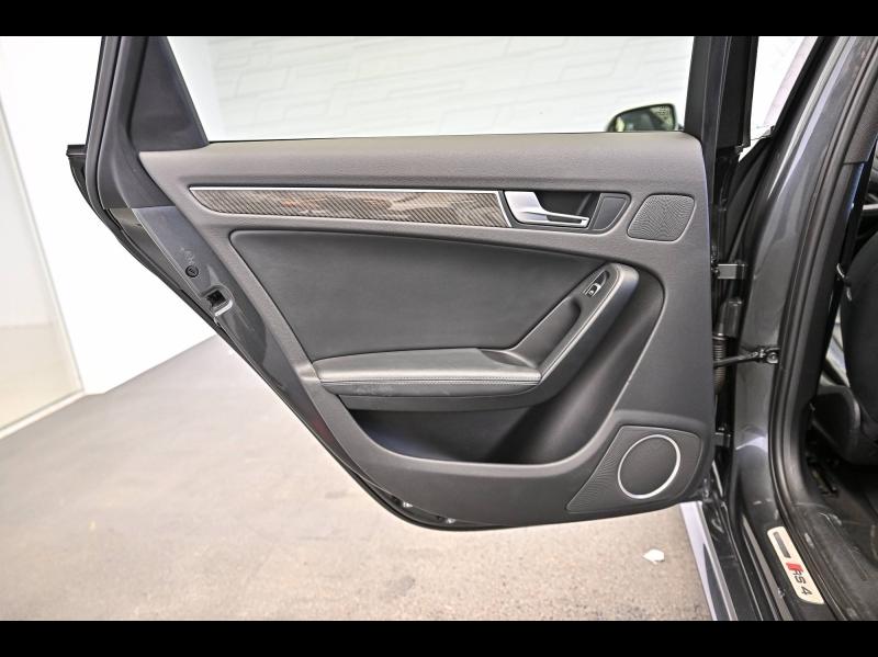 Voitures occasions Audi RS4 Avant Base Vélizy-Villacoublay