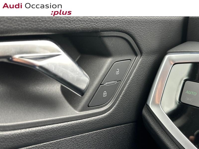 Voitures occasions Audi Q3 Design Vélizy-Villacoublay