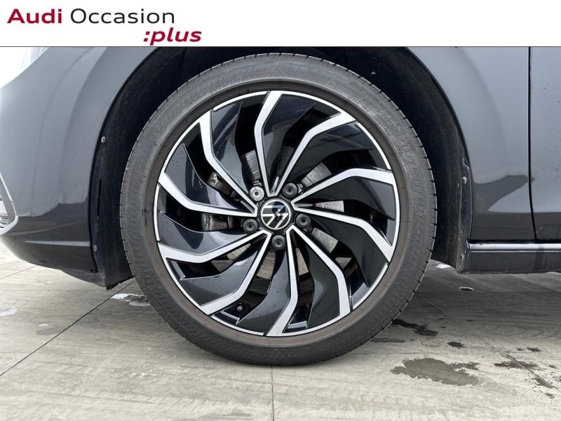 Voitures occasions VOLKSWAGEN GOLF Life 1st Vélizy-Villacoublay