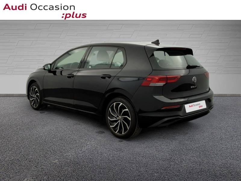 Voitures occasions VOLKSWAGEN GOLF Life 1st Vélizy-Villacoublay