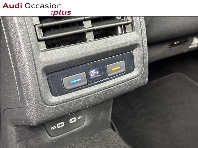 Voitures occasions VOLKSWAGEN GOLF Life 1st Vélizy-Villacoublay