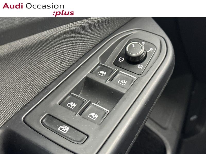 Voitures occasions VOLKSWAGEN GOLF Life 1st Vélizy-Villacoublay