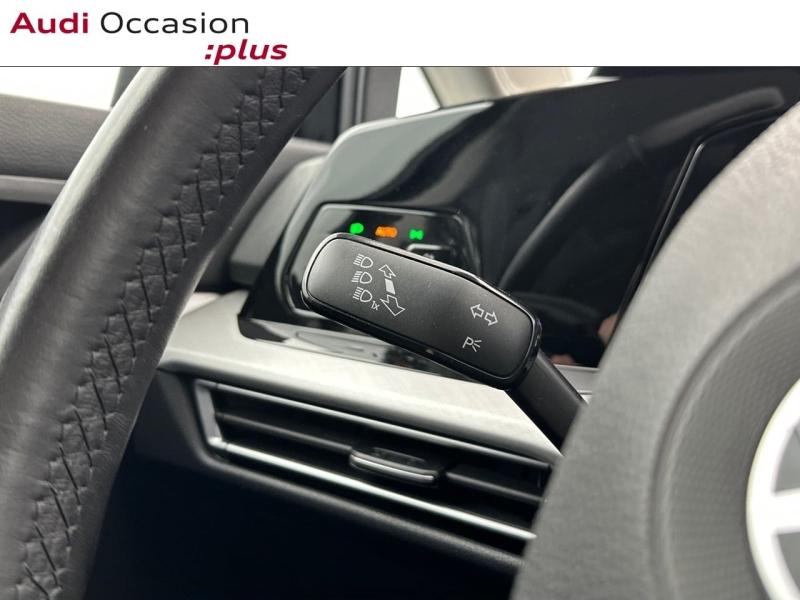 Voitures occasions VOLKSWAGEN GOLF Life 1st Vélizy-Villacoublay