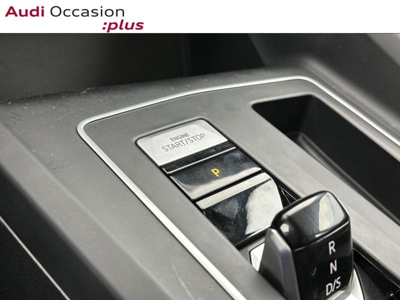 Voitures occasions VOLKSWAGEN GOLF Life 1st Vélizy-Villacoublay