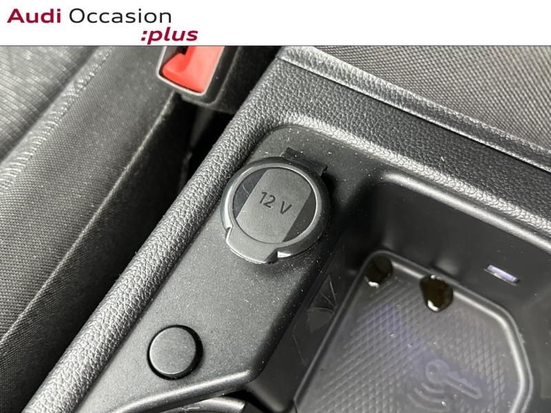 Voitures occasions VOLKSWAGEN GOLF Life 1st Vélizy-Villacoublay