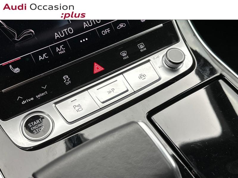 Voitures occasions Audi Q8 S line Vélizy-Villacoublay