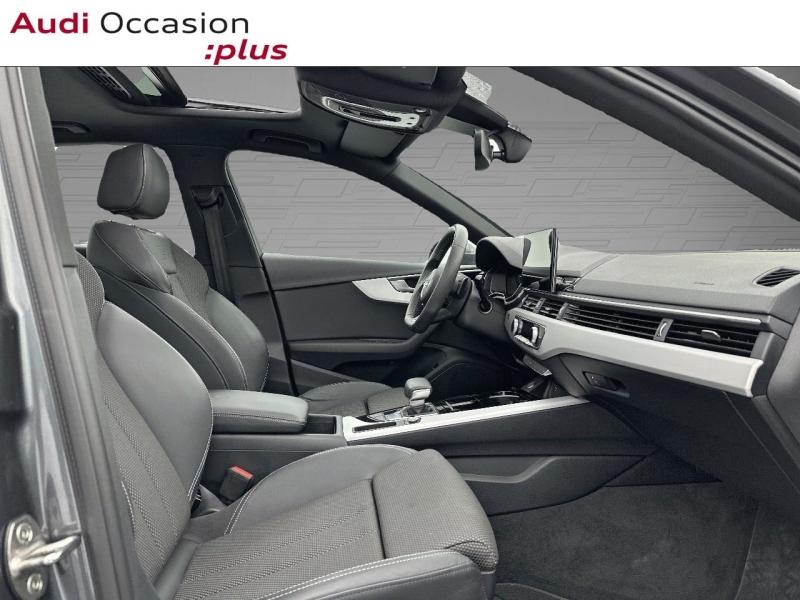 Voitures occasions Audi A4 S line Vélizy-Villacoublay