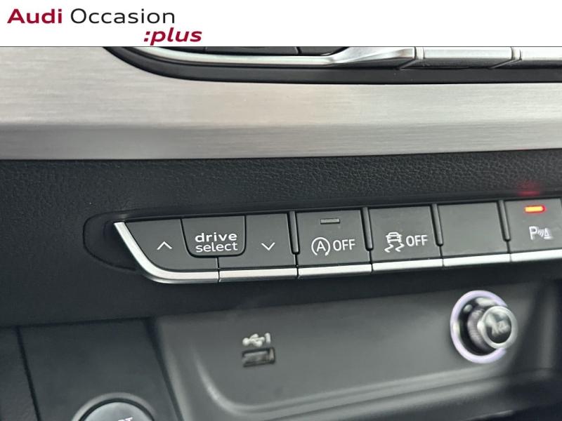 Voitures occasions Audi A4 S line Vélizy-Villacoublay