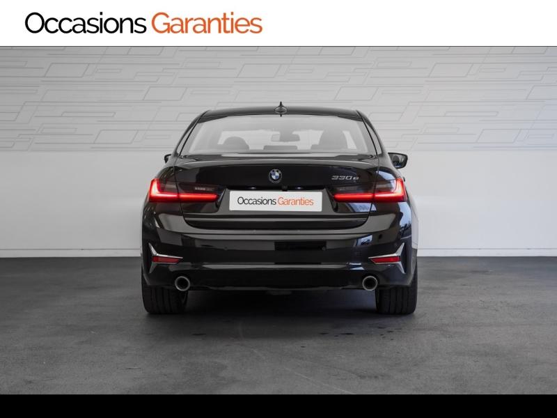 Voitures occasions BMW SERIE 3 Luxury Vélizy-Villacoublay