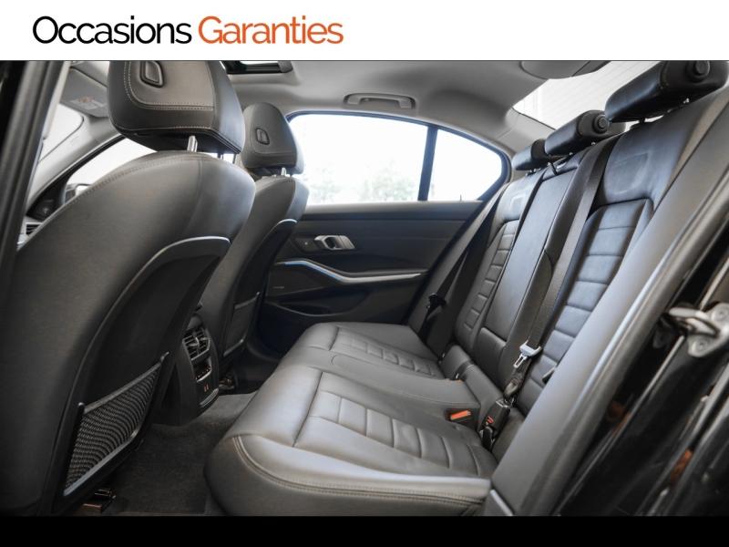 Voitures occasions BMW SERIE 3 Luxury Vélizy-Villacoublay