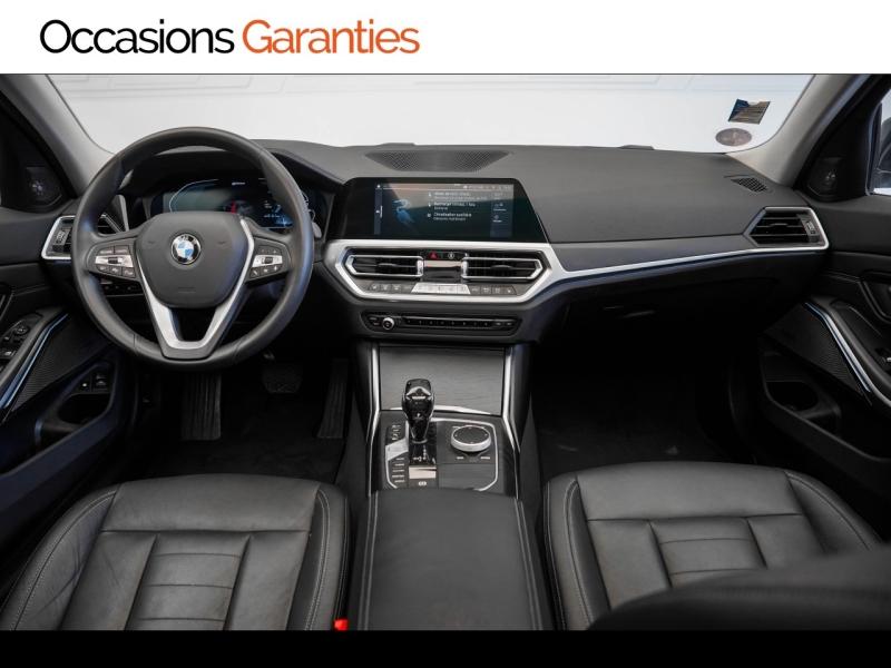 Voitures occasions BMW SERIE 3 Luxury Vélizy-Villacoublay