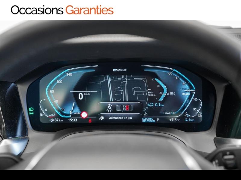 Voitures occasions BMW SERIE 3 Luxury Vélizy-Villacoublay