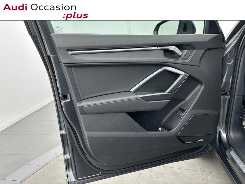 Voitures occasions Audi Q3 Sportback S line Vélizy-Villacoublay
