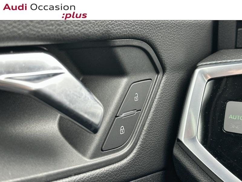 Voitures occasions Audi Q3 Sportback S line Vélizy-Villacoublay