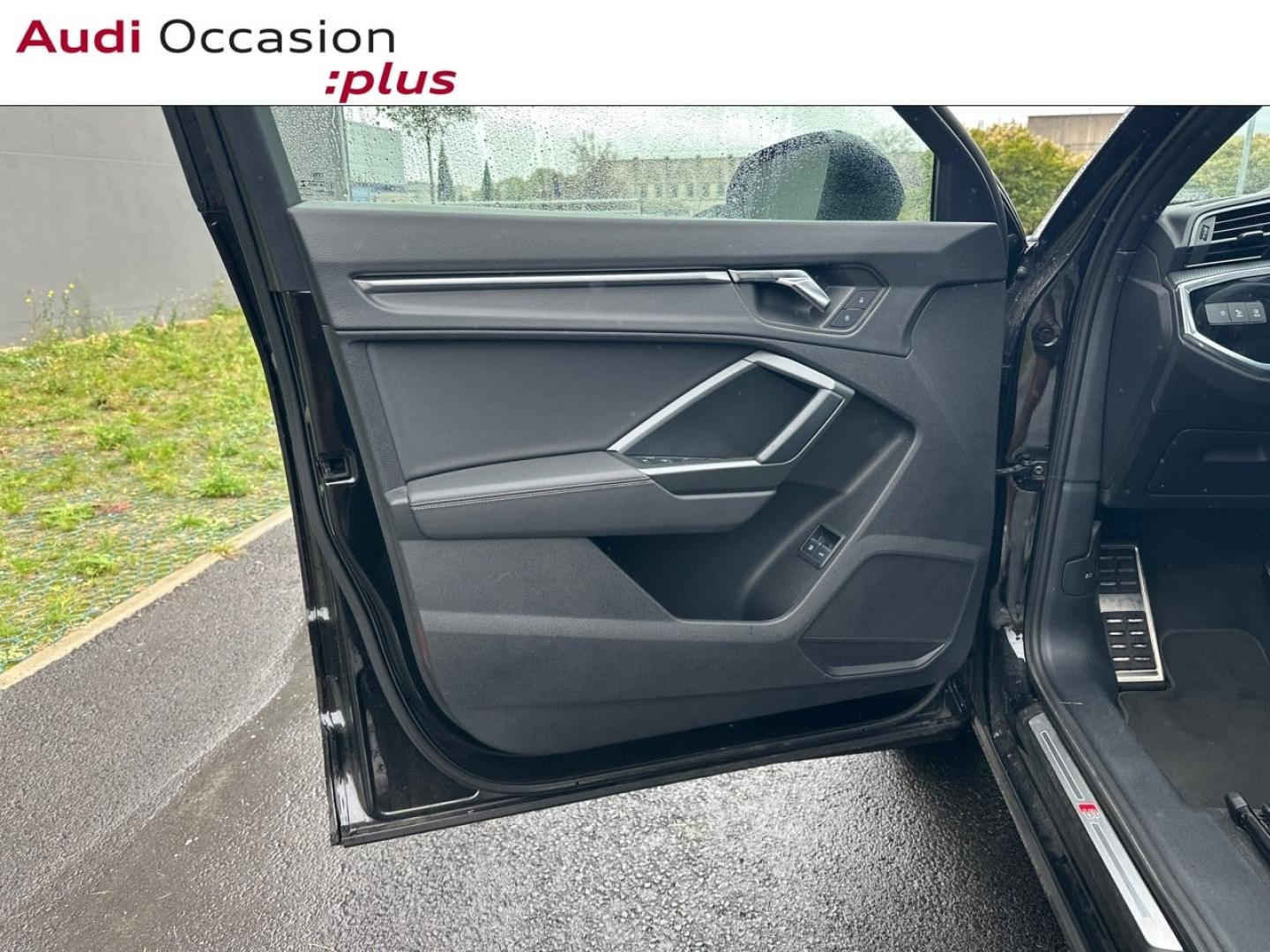 Voitures occasions Audi Q3 Sportback S line Vélizy-Villacoublay