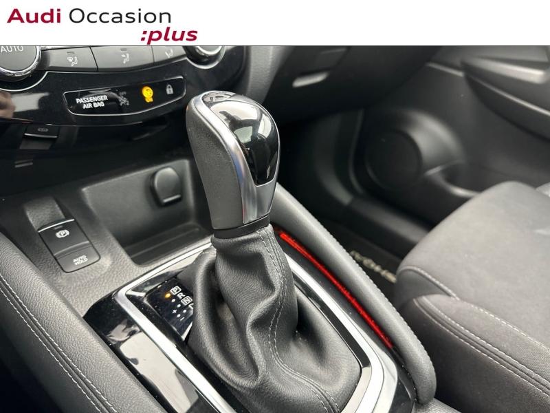 Voitures occasions NISSAN QASHQAI N-Connecta Vélizy-Villacoublay