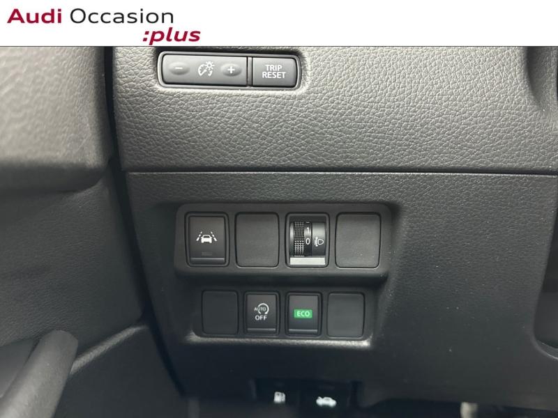 Voitures occasions NISSAN QASHQAI N-Connecta Vélizy-Villacoublay