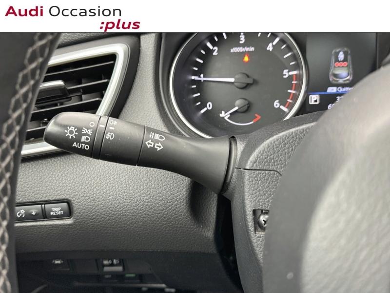 Voitures occasions NISSAN QASHQAI N-Connecta Vélizy-Villacoublay