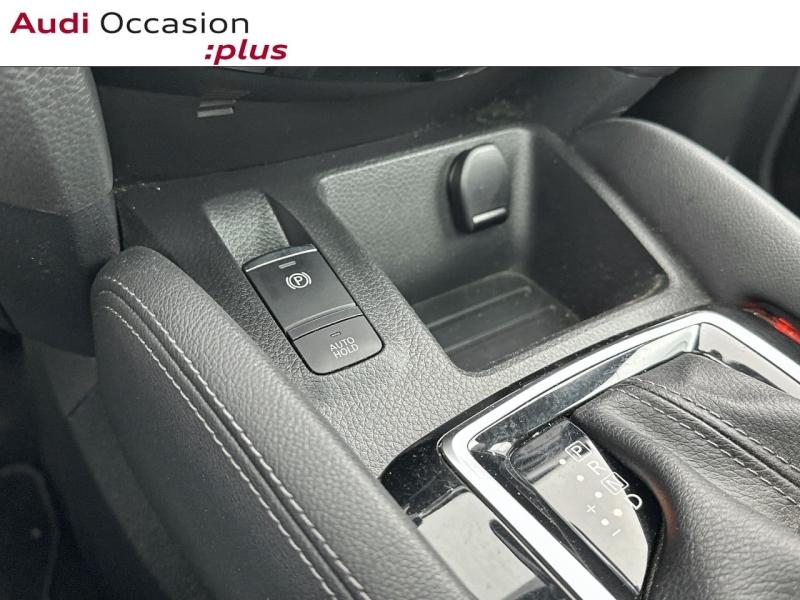 Voitures occasions NISSAN QASHQAI N-Connecta Vélizy-Villacoublay