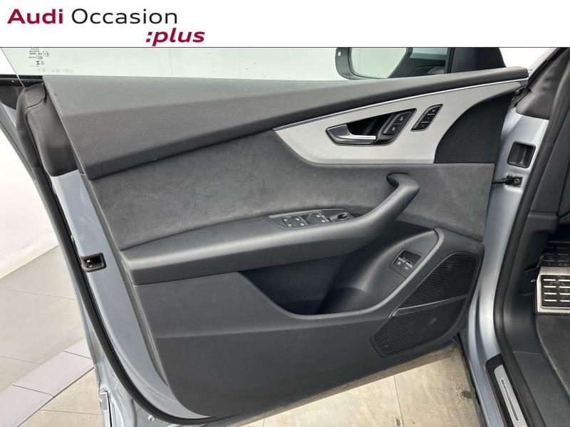 Voitures occasions Audi Q8 S line Vélizy-Villacoublay