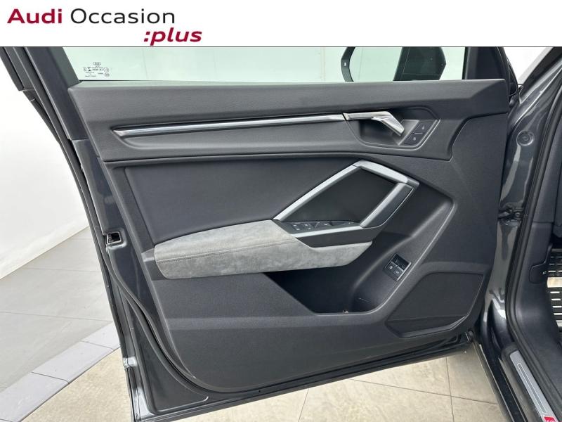 Voitures occasions Audi Q3 S line Vélizy-Villacoublay