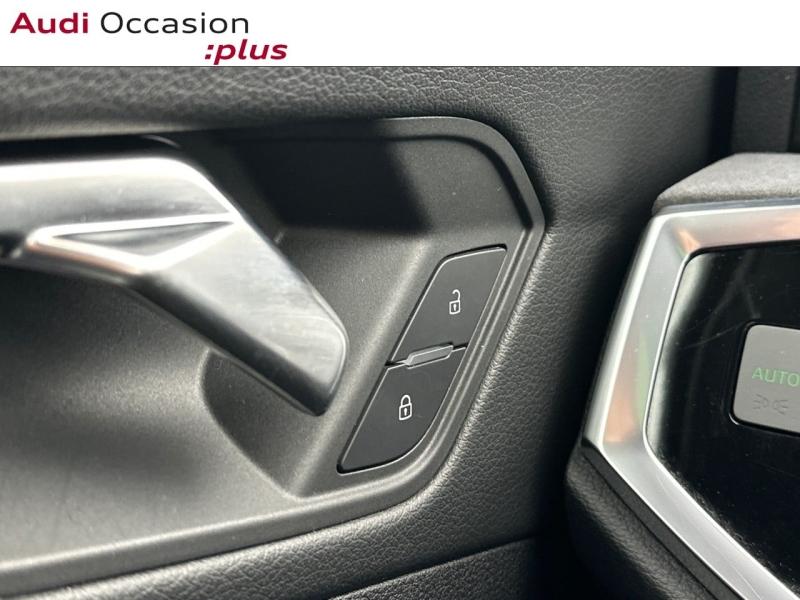 Voitures occasions Audi Q3 S line Vélizy-Villacoublay