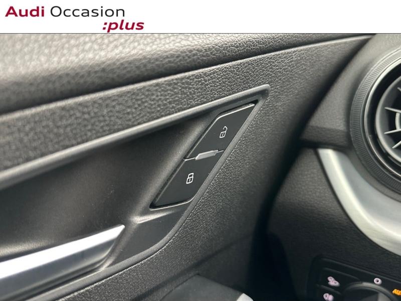 Voitures occasions Audi Q2 S line Vélizy-Villacoublay