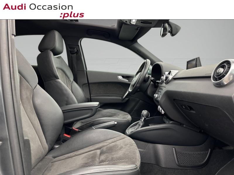 Voitures occasions Audi A1 Sportback S line Vélizy-Villacoublay