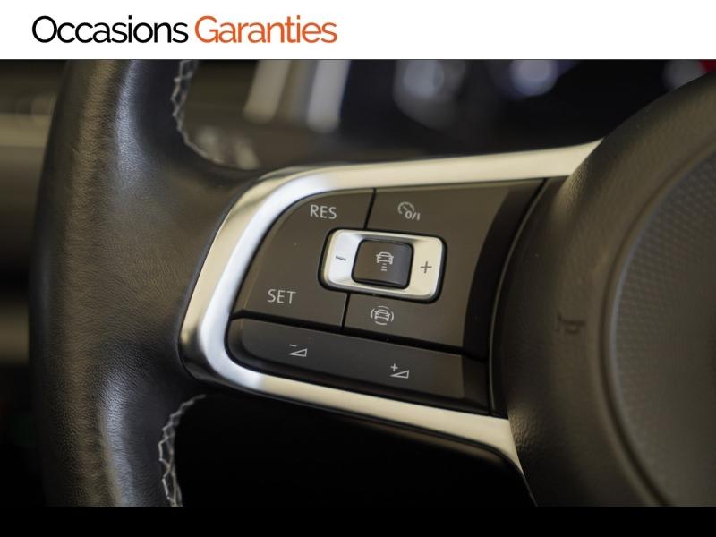 Voitures occasions VOLKSWAGEN T-Roc Cabriolet R-Line Vélizy-Villacoublay