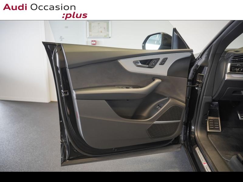 Voitures occasions Audi Q8 S line Vélizy-Villacoublay