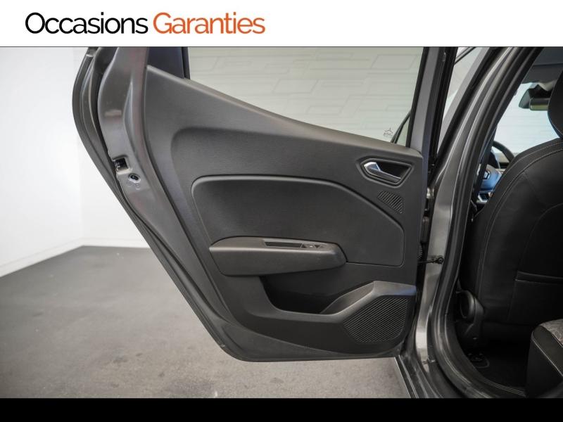 Voitures occasions RENAULT CLIO Evolution Vélizy-Villacoublay