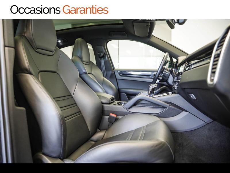 Voitures occasions PORSCHE CAYENNE E-Hybrid Vélizy-Villacoublay