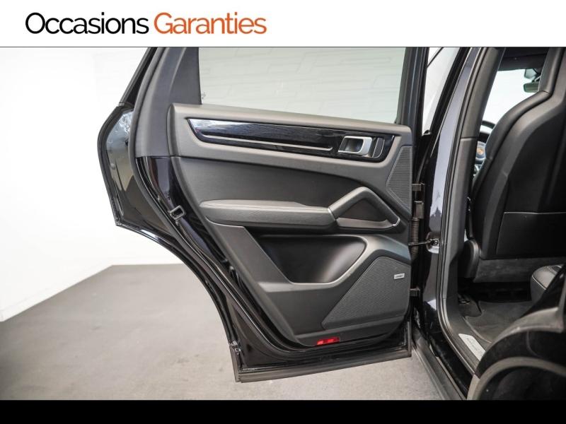Voitures occasions PORSCHE CAYENNE E-Hybrid Vélizy-Villacoublay