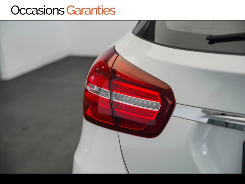 Voitures occasions MERCEDES-BENZ GLA WhiteArt Edition Vélizy-Villacoublay