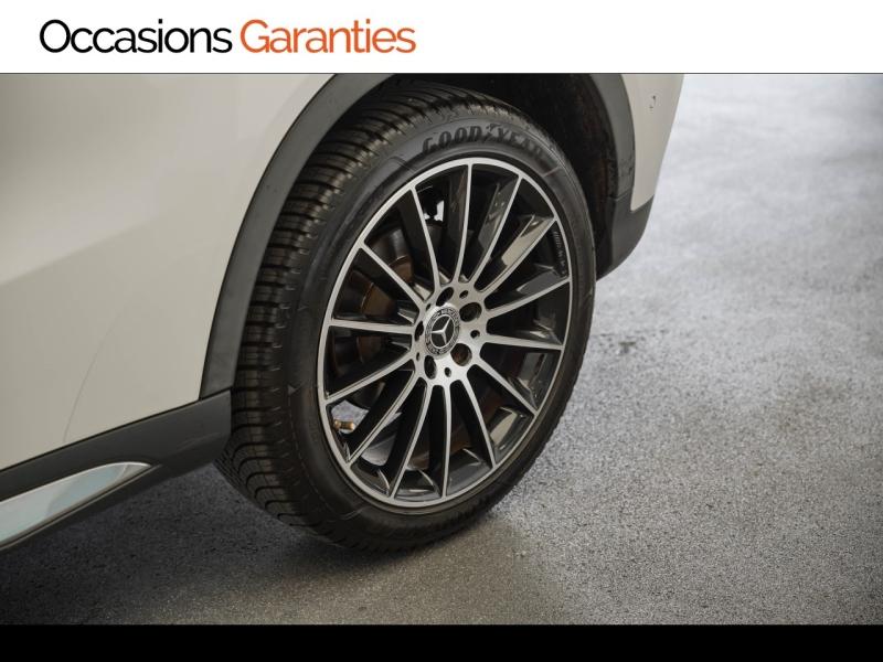 Voitures occasions MERCEDES-BENZ GLA WhiteArt Edition Vélizy-Villacoublay