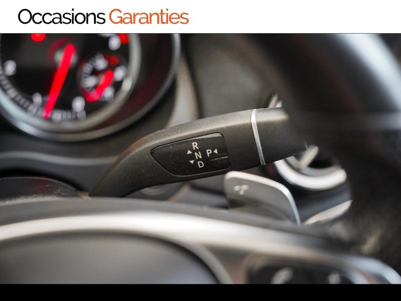 Voitures occasions MERCEDES-BENZ GLA WhiteArt Edition Vélizy-Villacoublay