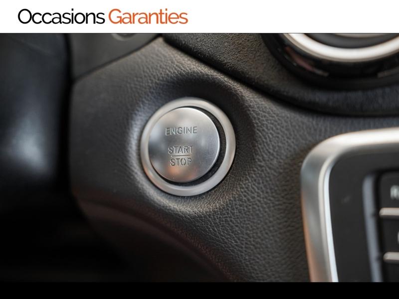 Voitures occasions MERCEDES-BENZ GLA WhiteArt Edition Vélizy-Villacoublay