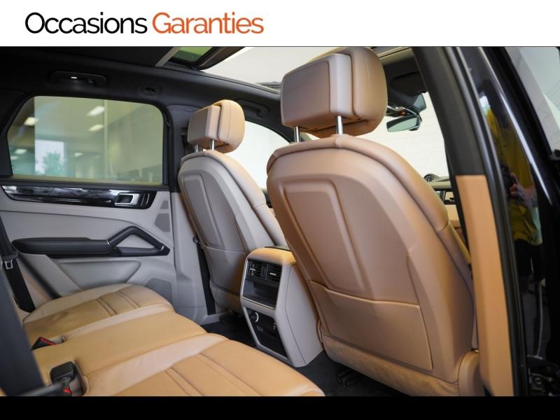 Voitures occasions PORSCHE CAYENNE E-Hybrid Vélizy-Villacoublay