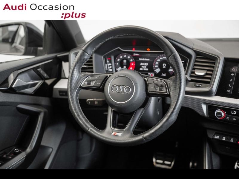 Voitures occasions Audi A1 Sportback S line Vélizy-Villacoublay