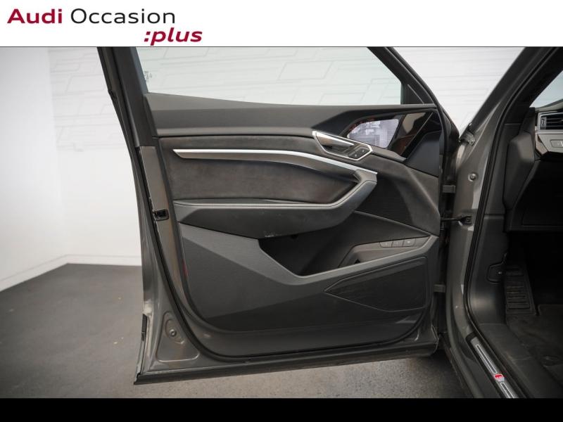 Voitures occasions Audi Q8 e-tron Sportback S Line Vélizy-Villacoublay