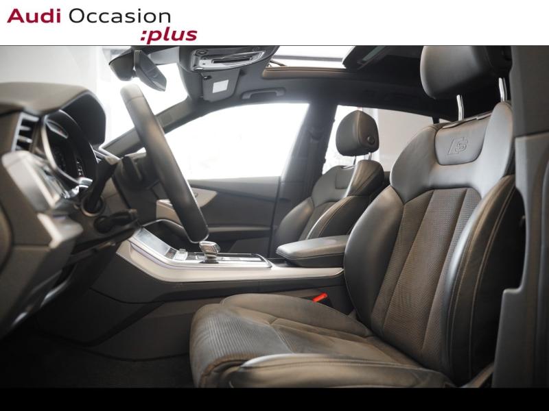 Voitures occasions Audi Q8 S line Vélizy-Villacoublay