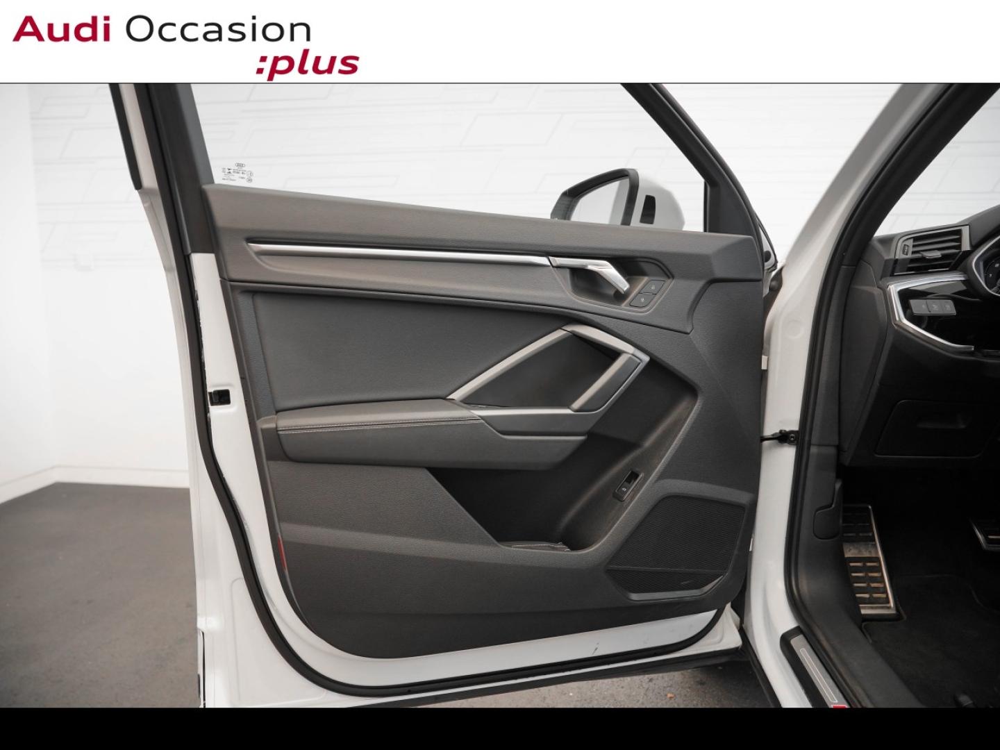 Voitures occasions Audi Q3 S line Vélizy-Villacoublay