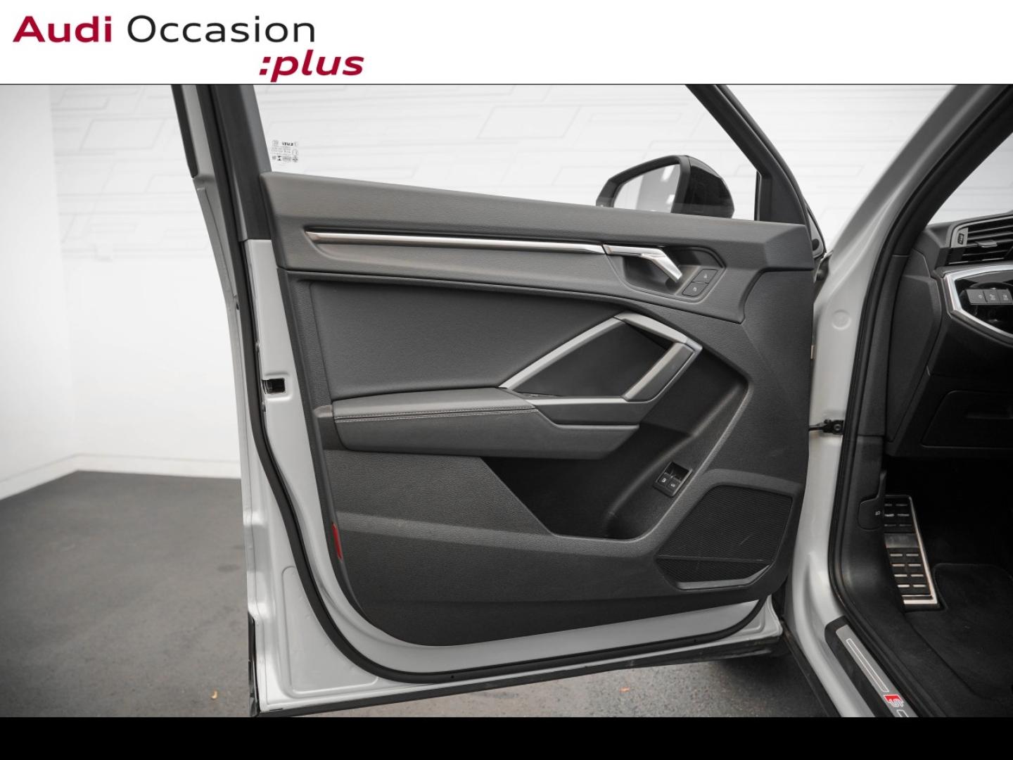 Voitures occasions Audi Q3 Sportback S line Vélizy-Villacoublay