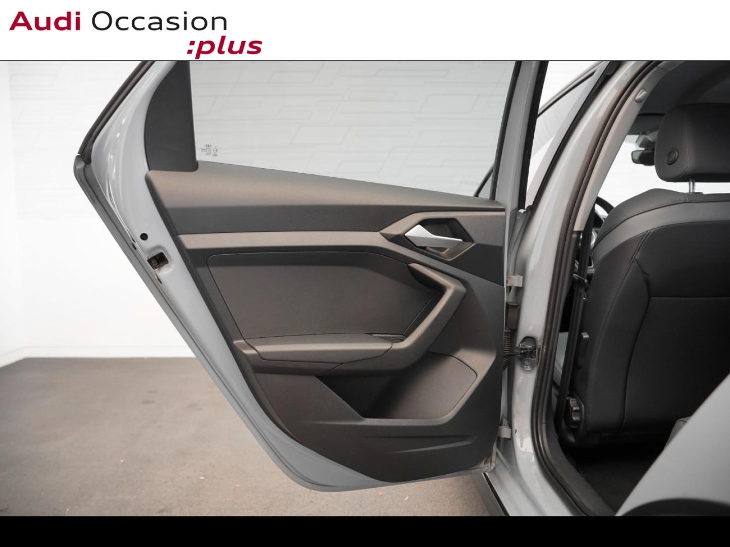 Voitures occasions Audi A1 Citycarver Design luxe Vélizy-Villacoublay
