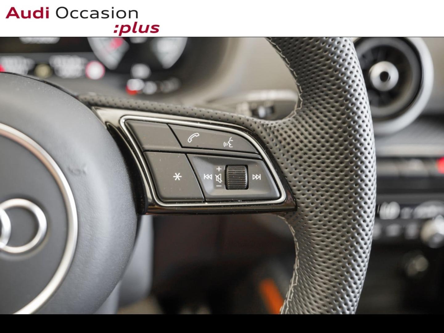 Voitures occasions Audi Q2 S line Plus Vélizy-Villacoublay