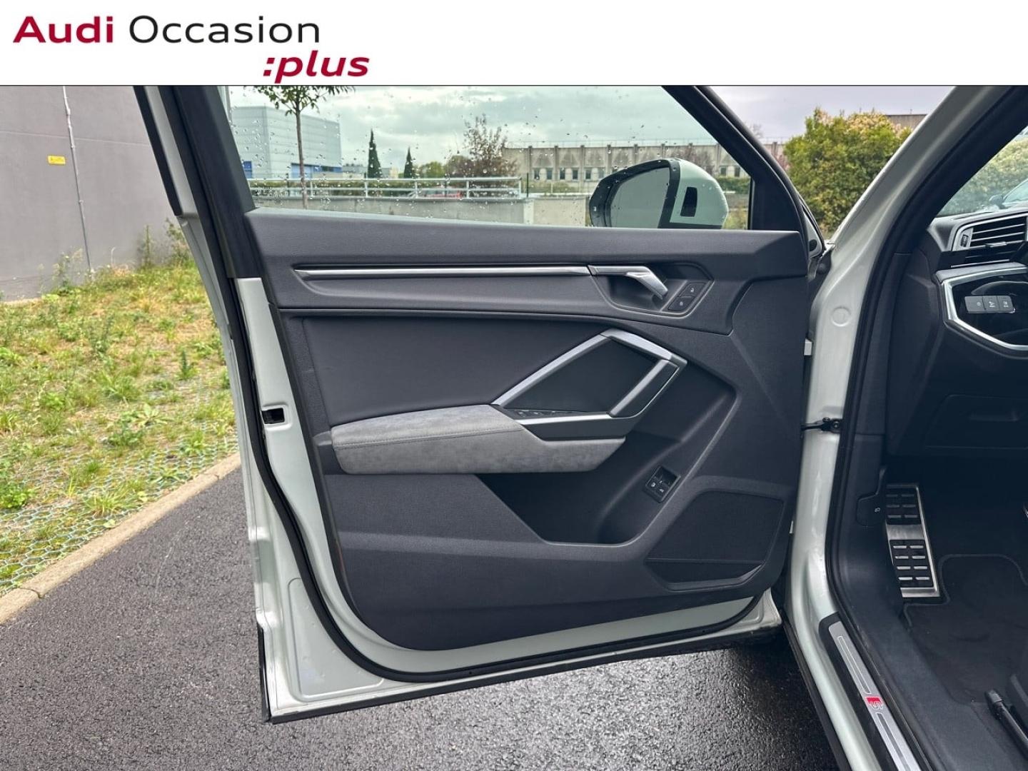 Voitures occasions Audi Q3 Sportback S line Vélizy-Villacoublay