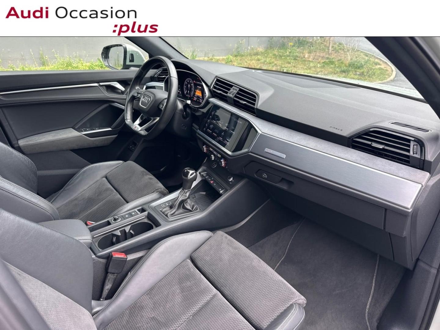 Voitures occasions Audi Q3 Sportback S line Vélizy-Villacoublay