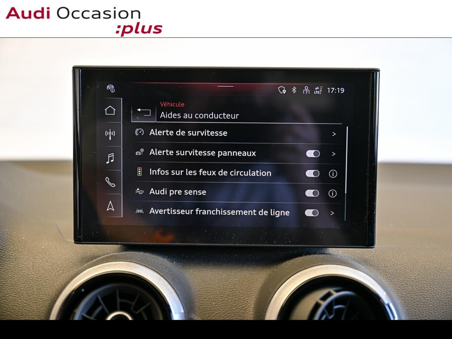 Voitures occasions Audi Q2 S line Vélizy-Villacoublay